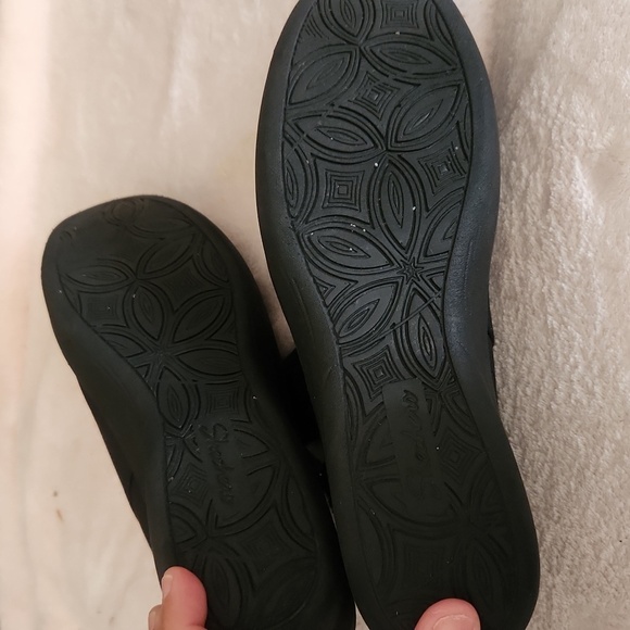 NWOT! Sketcher Fur Lined Ankle Boots - Picture 4 of 7